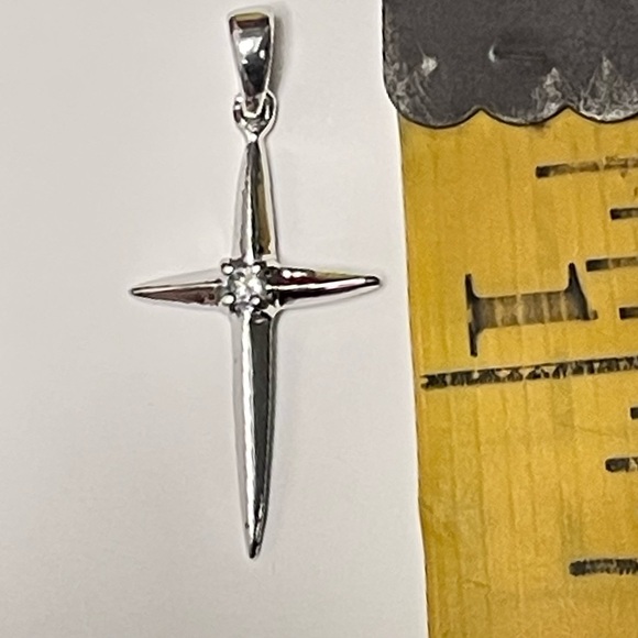 Vintage Sterling Silver Celestial Crystal Cross pendant 925k stamped - Picture 4 of 9
